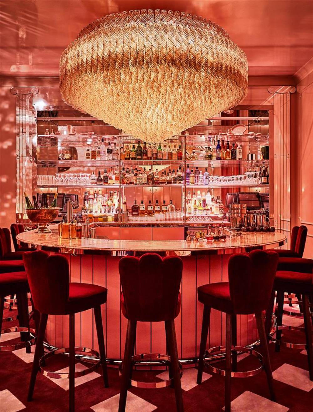 The Siren Hotel 4