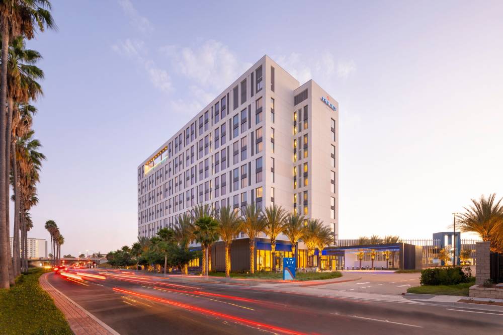 The Viv Hotel Anaheim A Tribute Portfolio Hotel 2