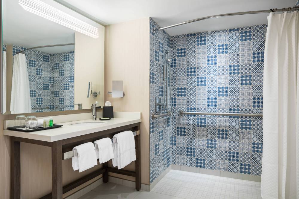The Westin Cleveland Downtown 4