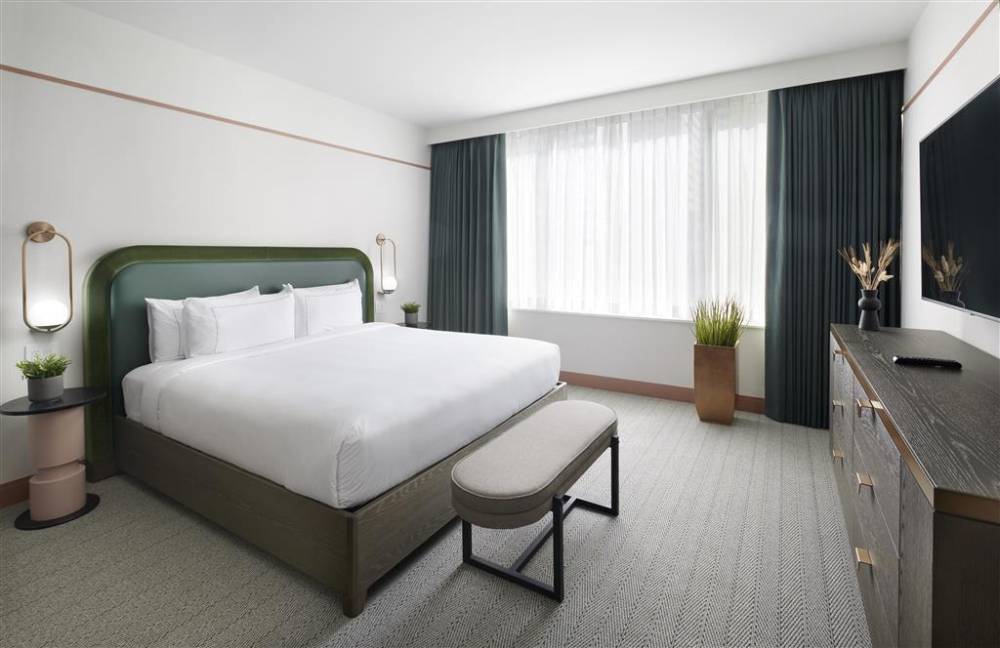 The Westley Calgary Downtown  Tapestry Collection By Hilton 9