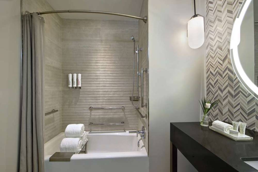Thesis Hotel Miami Coral Gables  Curio Collection By Hilton 7