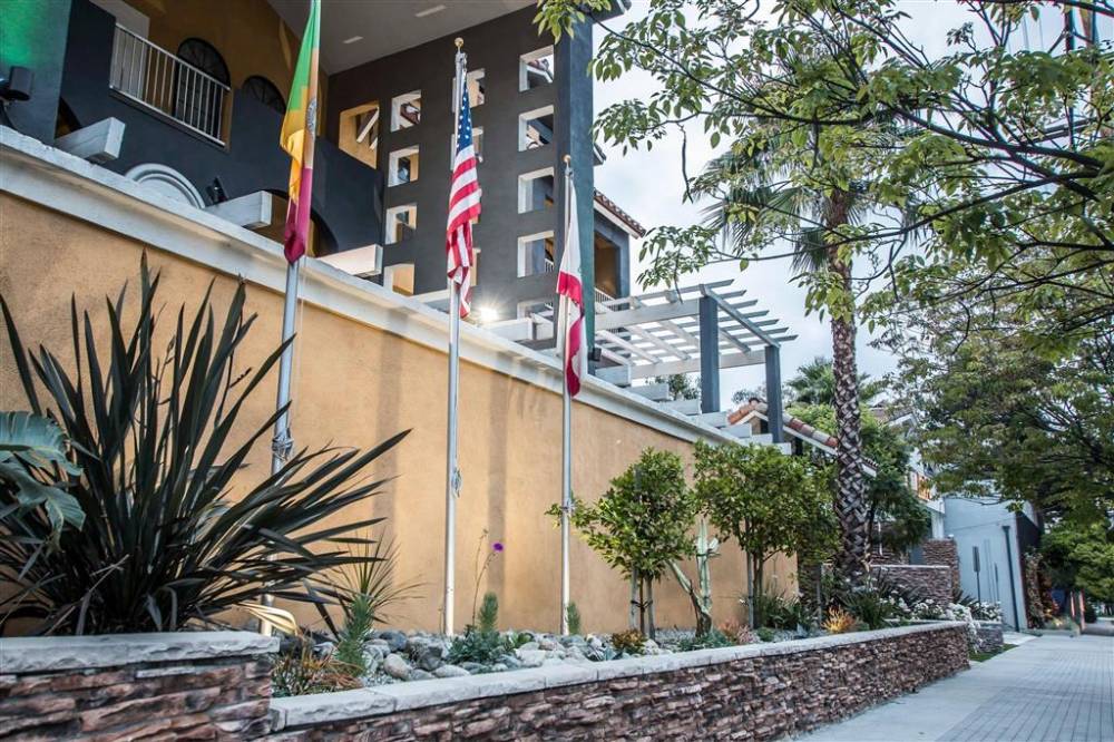 Tilt Hotel Universal-hollywood Ascend Ho 3