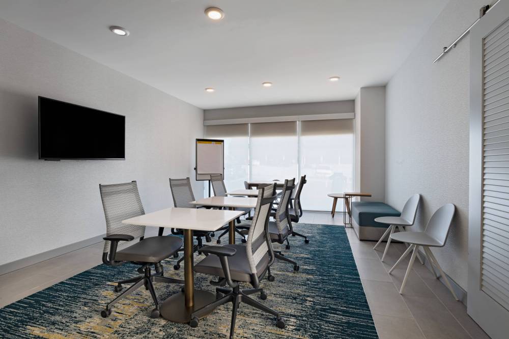 Towneplace Suites By Marriott Brentwood 7