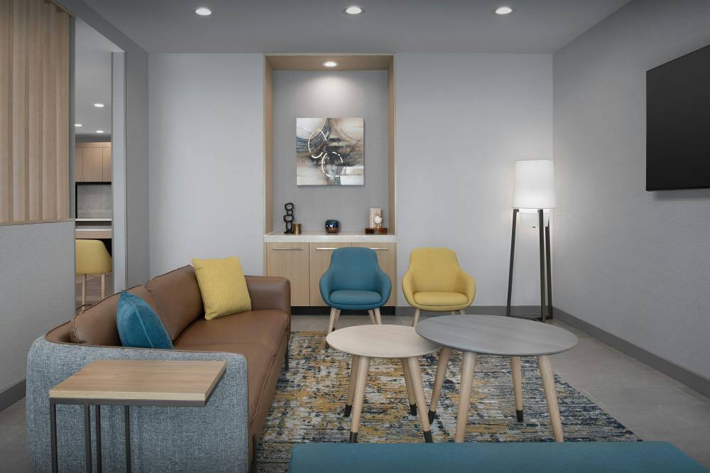 Towneplace Suites By Marriott Fort Myers Gulf Coast 3