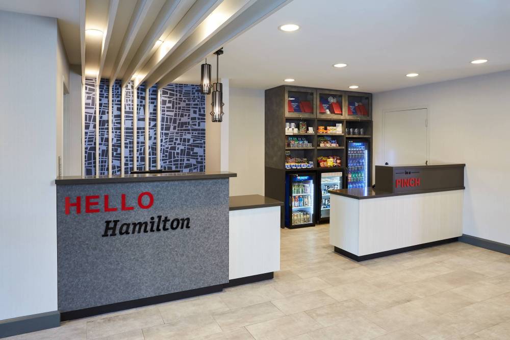 Towneplace Suites By Marriott Hamilton 8