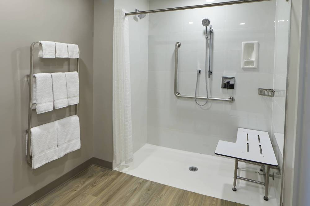 Towneplace Suites By Marriott Hamilton 3