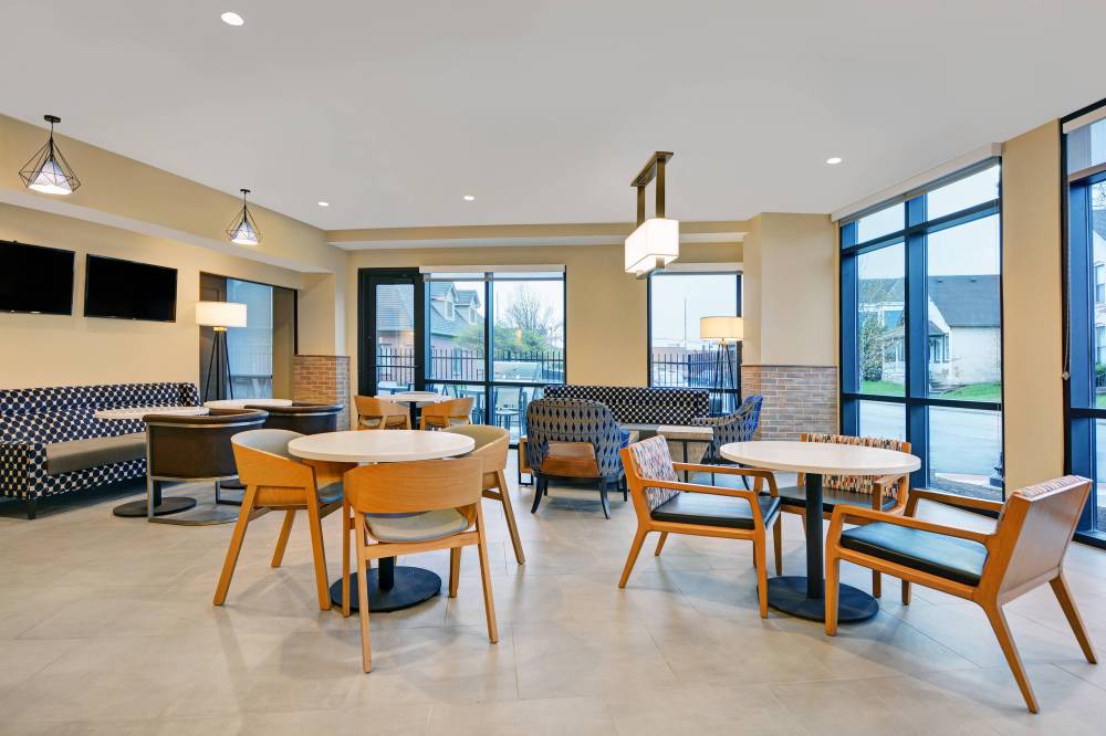 Towneplace Suites By Marriott Indianapolis Downtown 10
