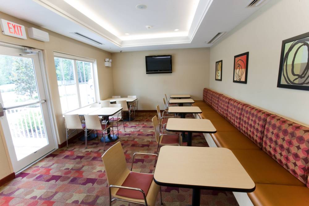 Towneplace Suites By Marriott Jacksonville Butler Boulevard 8