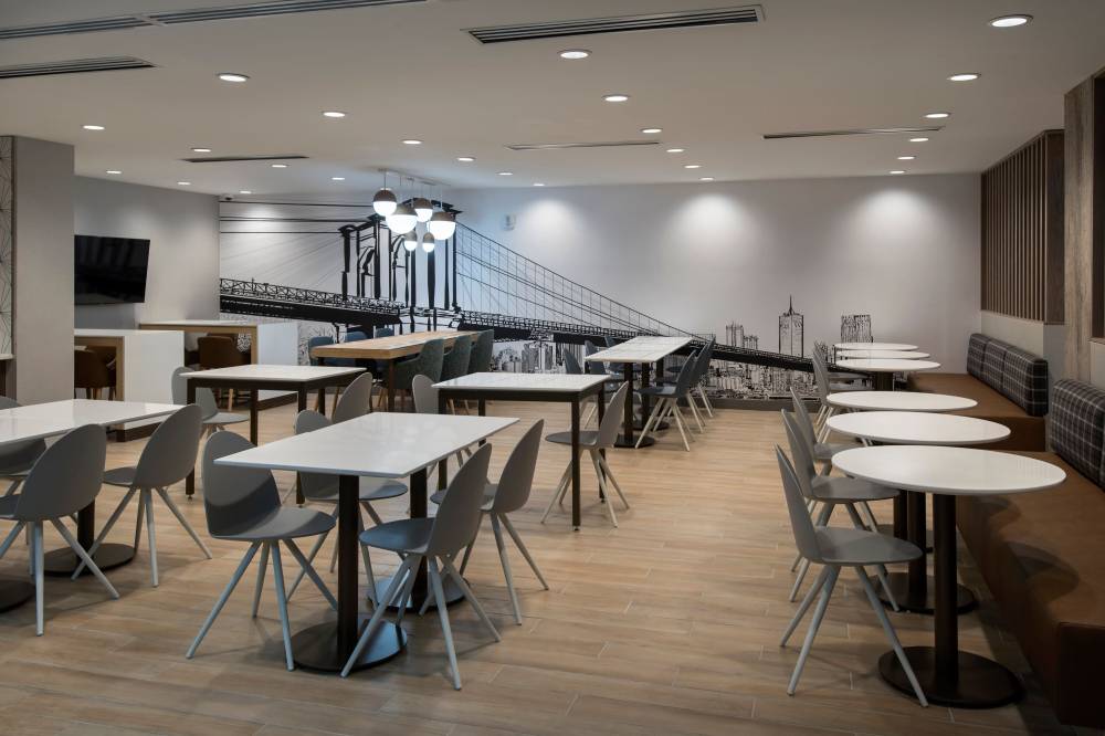 Towneplace Suites By Marriott New York Brooklyn 10