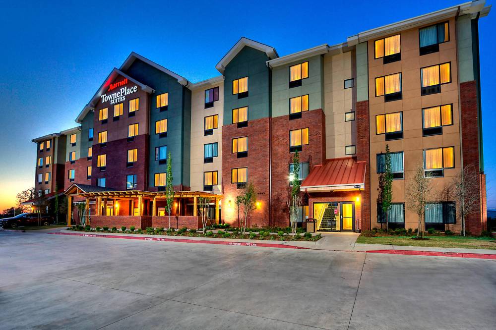 Towneplace Suites By Marriott Oklahoma City Airport 2