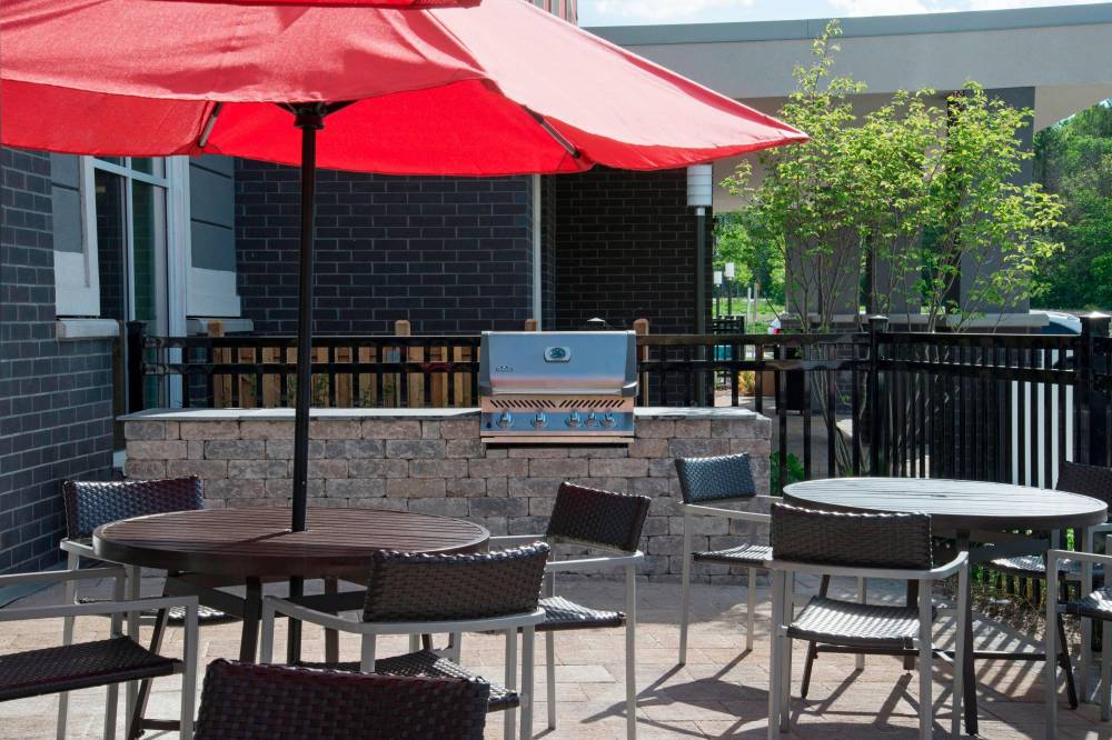 Towneplace Suites By Marriott Ottawa Kanata 10