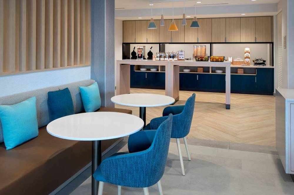Towneplace Suites By Marriott Portland Airport Me 9