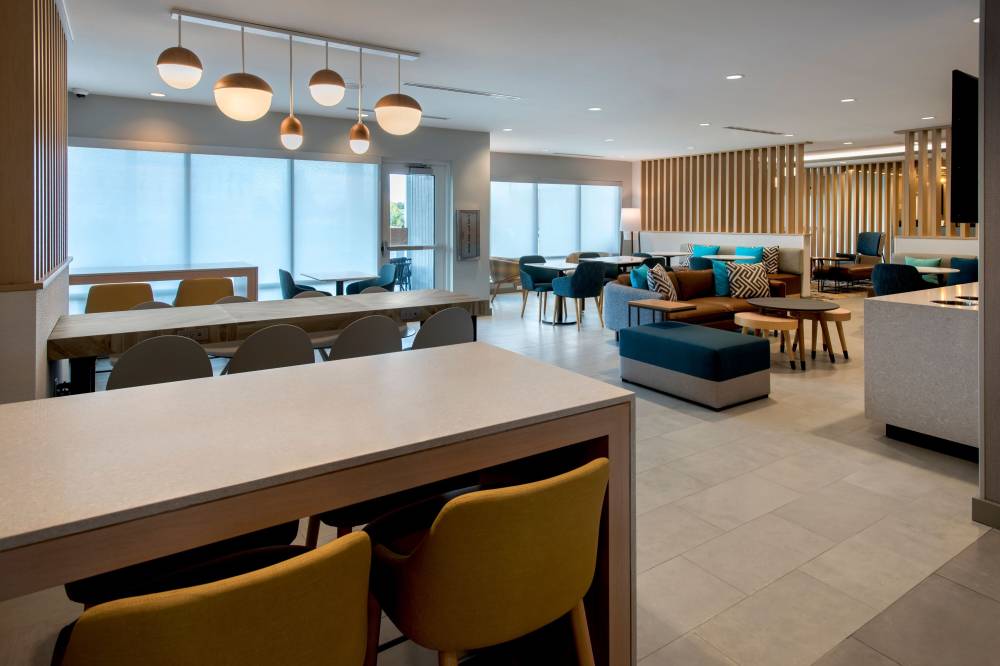 Towneplace Suites By Marriott Portland Airport Me 8
