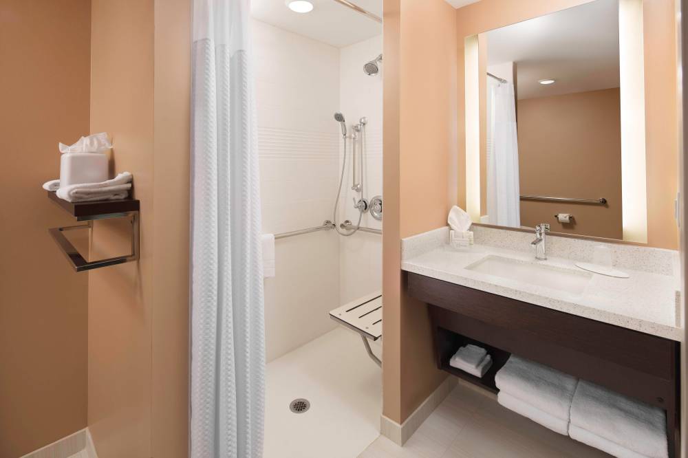 Towneplace Suites By Marriott San Diego Downtown 2