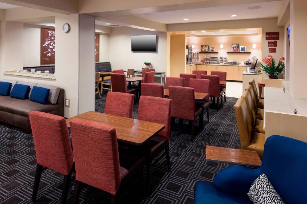 Towneplace Suites By Marriott Suffolk Chesapeake 10