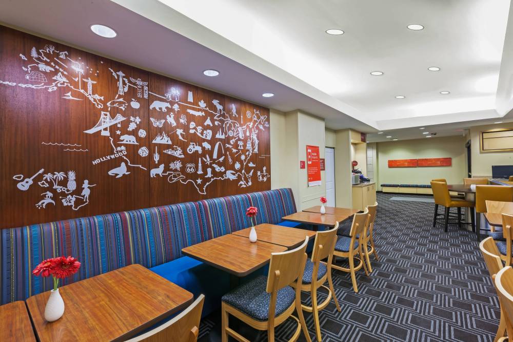 Towneplace Suites By Marriott Tulsa North/owasso 9