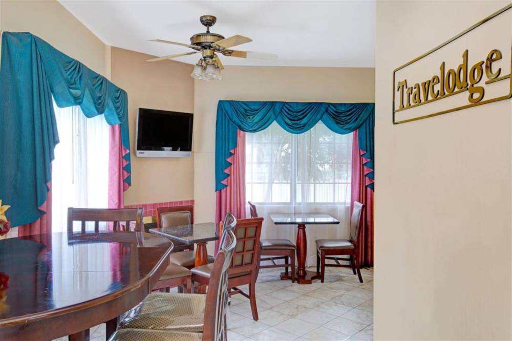 Travelodge By Wyndham Lynwood 4