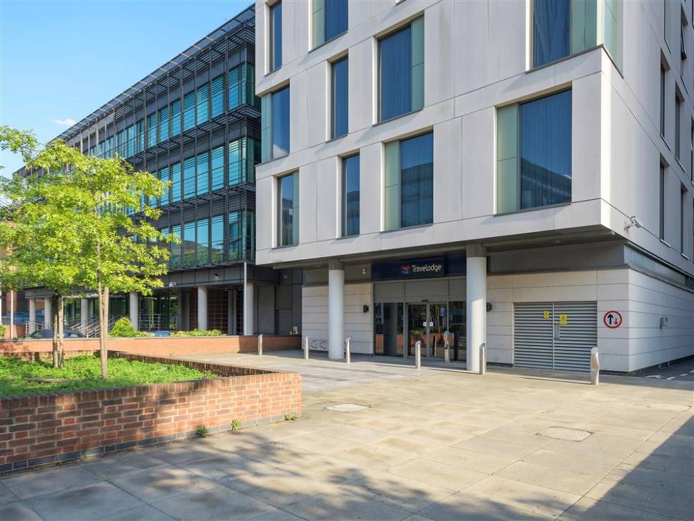 Travelodge Ealing 2