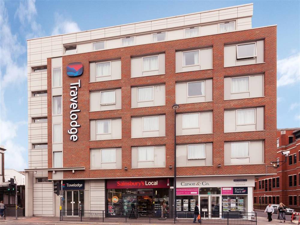 Travelodge Maidenhead Central 2