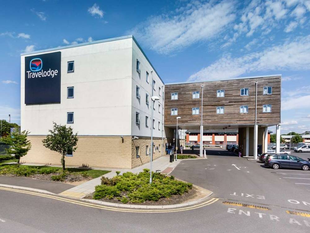 Travelodge Sunbury M3 2