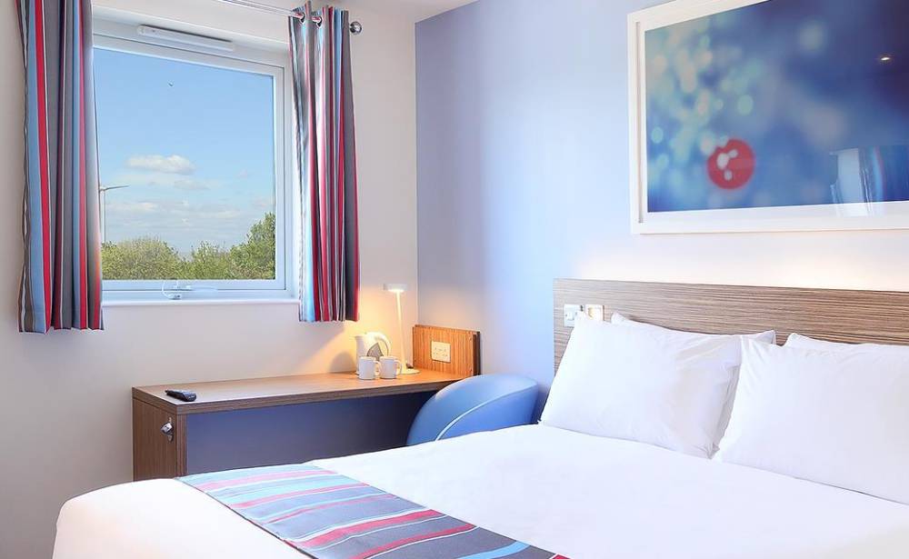 Travelodge Windsor Central 4