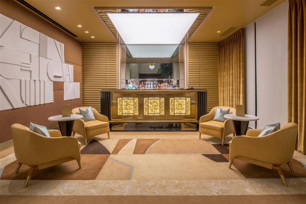 Waldorf Astoria Beverly Hills 4