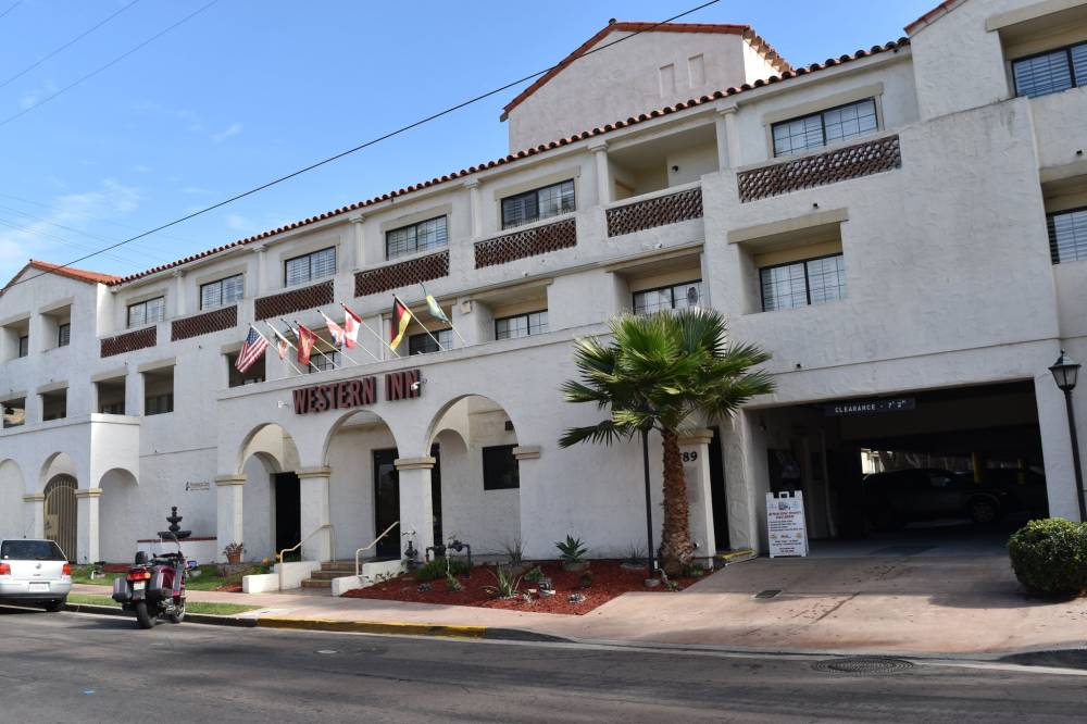 Western Inn 4