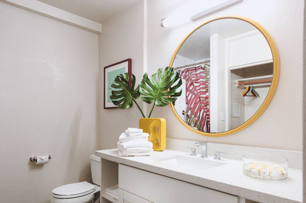Guest room amenity
