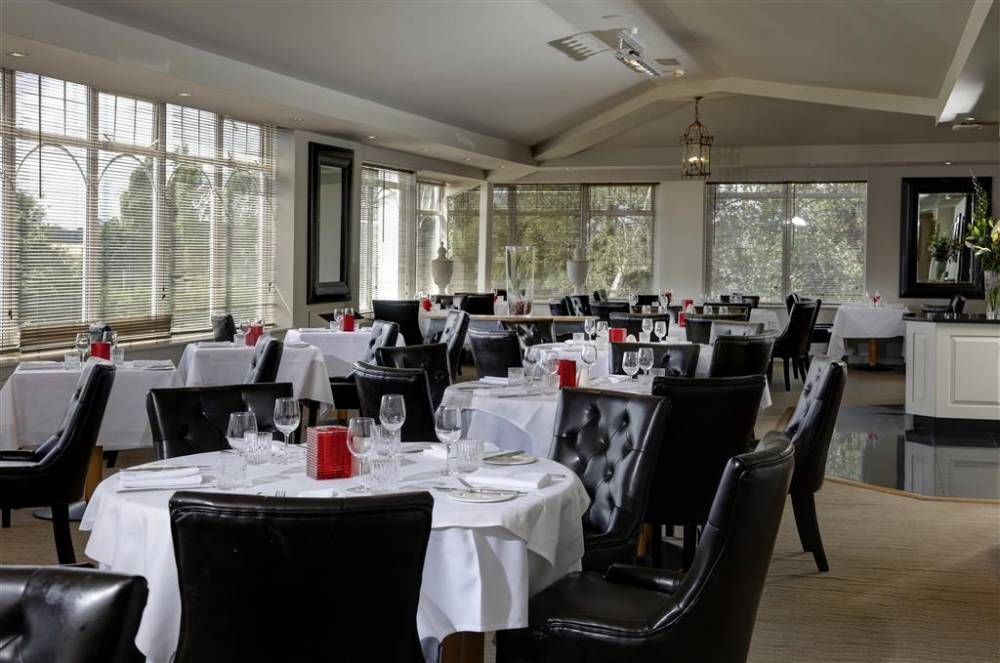 Windmill Village Hotel, Golf Club & Spa, Bwsc 7