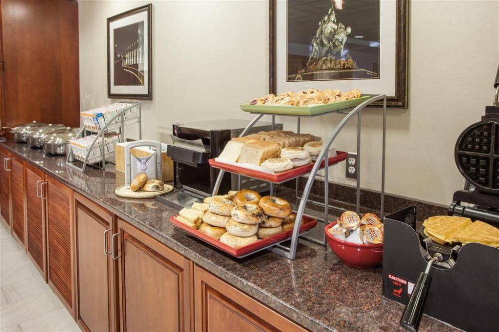 Wingate By Wyndham Chantilly / Dulles Airport 6
