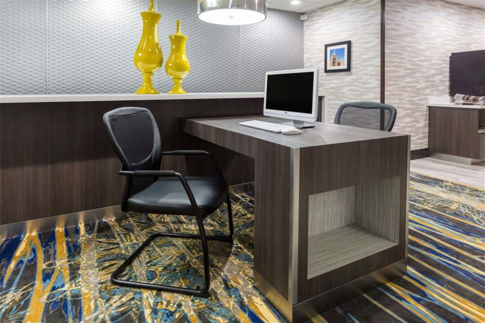 Wingate By Wyndham Dallas Love Field 6