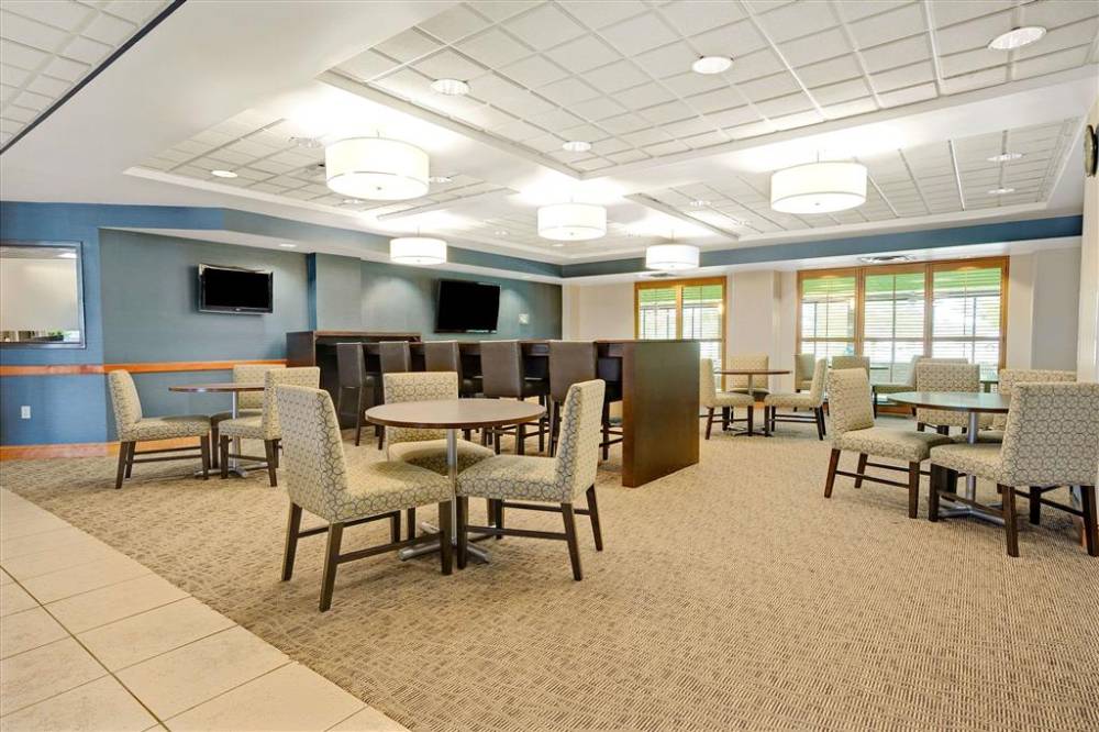 Wingate By Wyndham Fargo 6