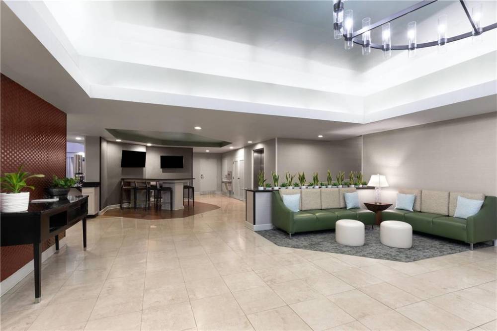 Wingate By Wyndham Greensboro/coliseum 4