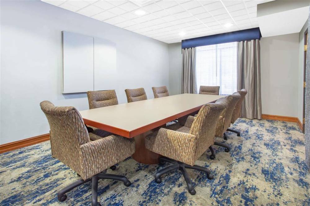 Wingate By Wyndham Indianapolis Airport Plainfield 2