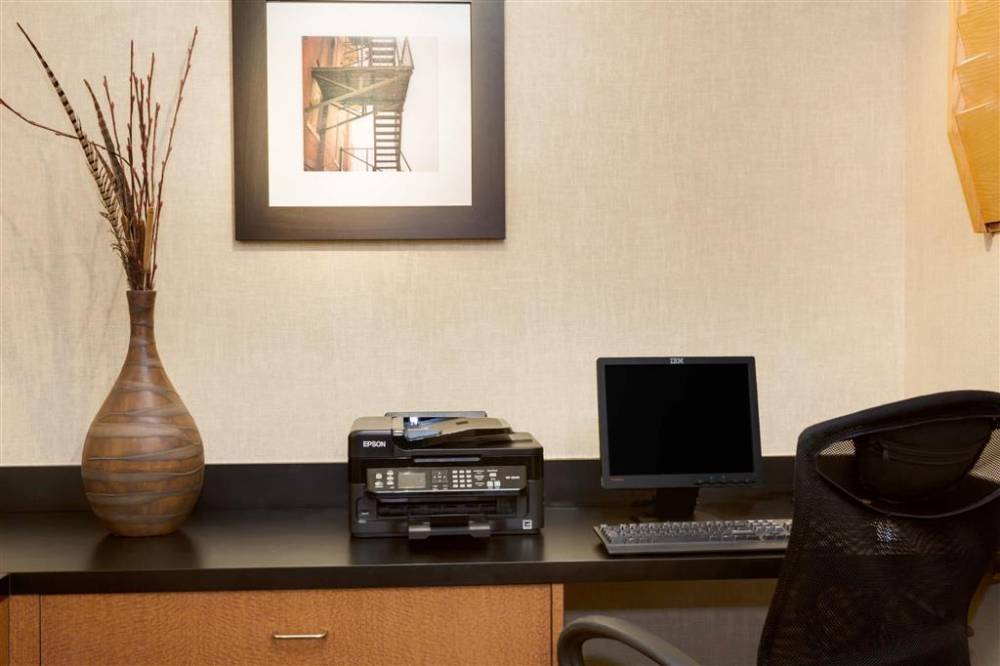 Wingate By Wyndham Raleigh Durham / Airport 6
