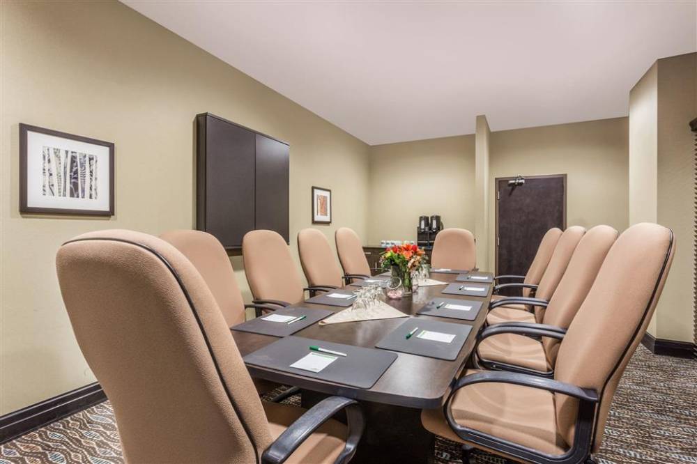 Wingate By Wyndham Regina 3