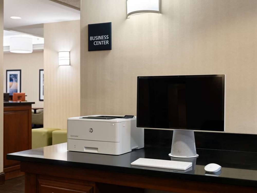 Wingate By Wyndham St. Louis Airport 6