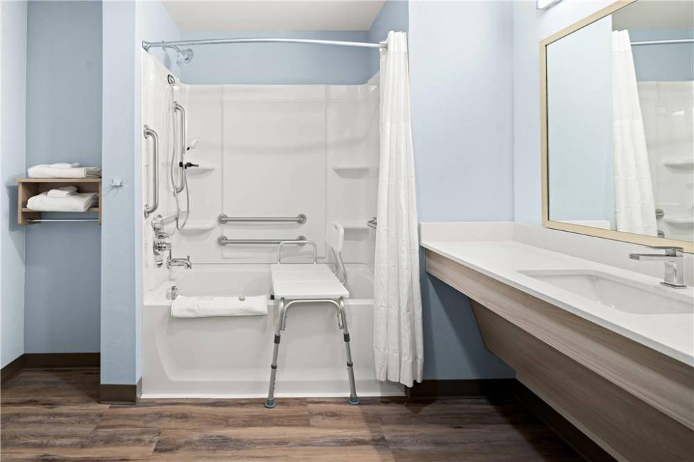 Woodspring Suites Billings 8