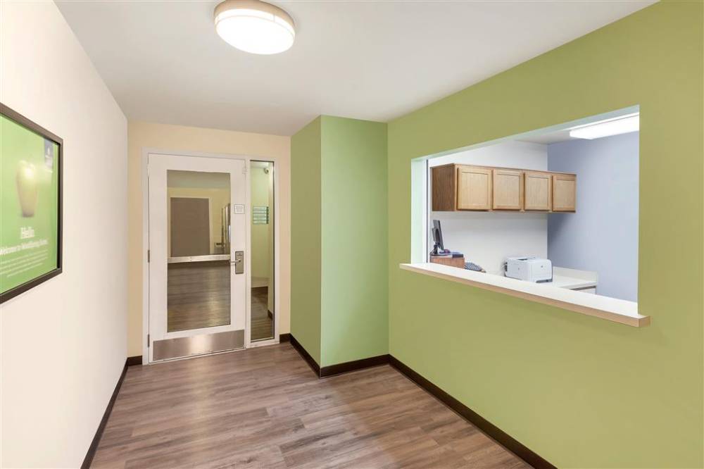 Woodspring Suites Council Bluffs 3