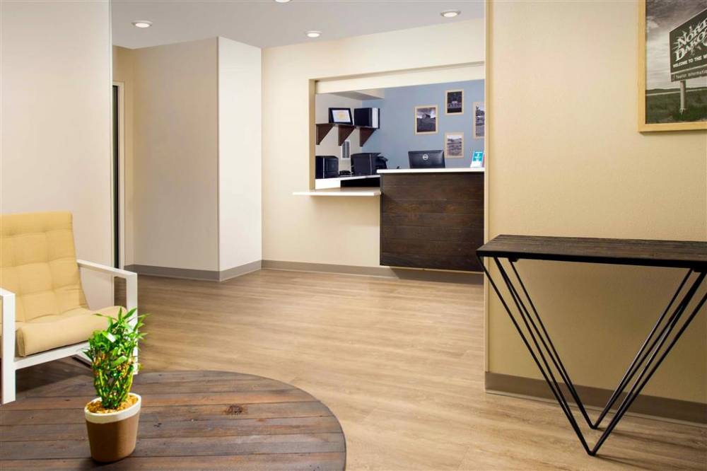 Woodspring Suites Fargo 2