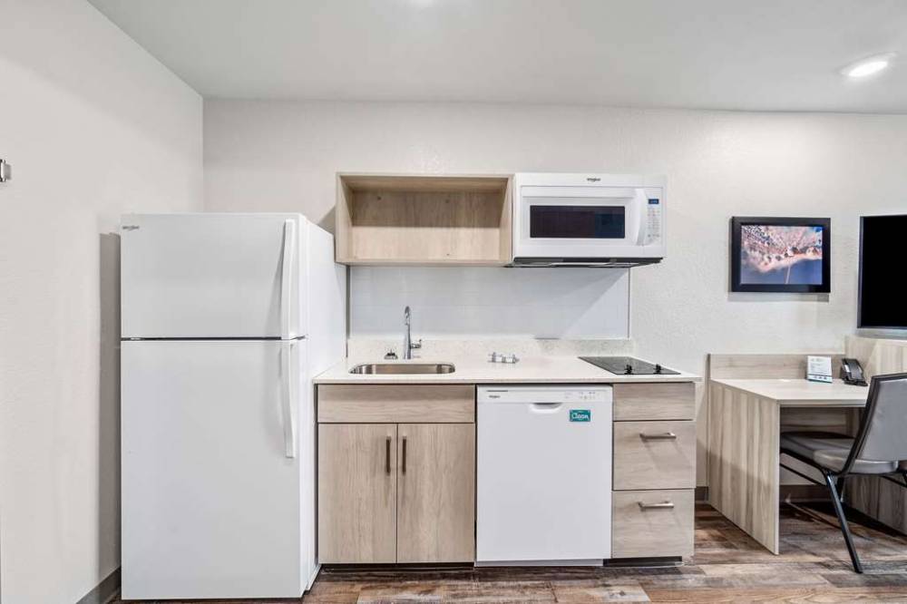 Woodspring Suites Fort Myers - Cape Coral 7
