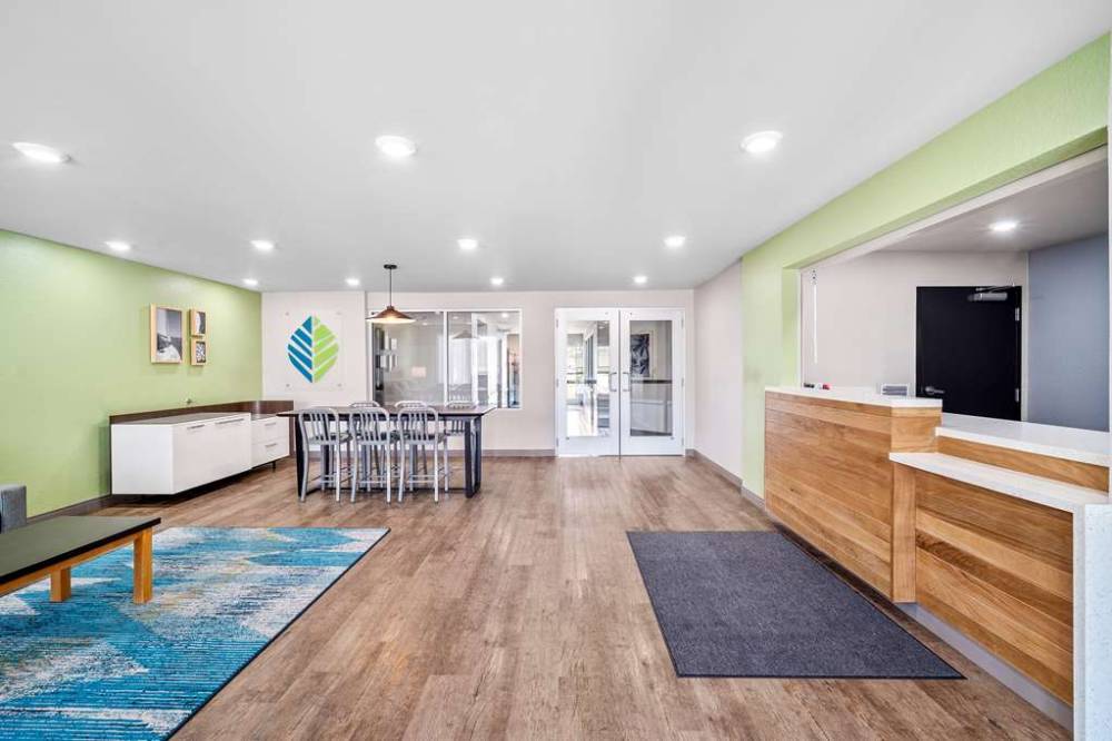 Woodspring Suites Fort Myers - Cape Coral 6