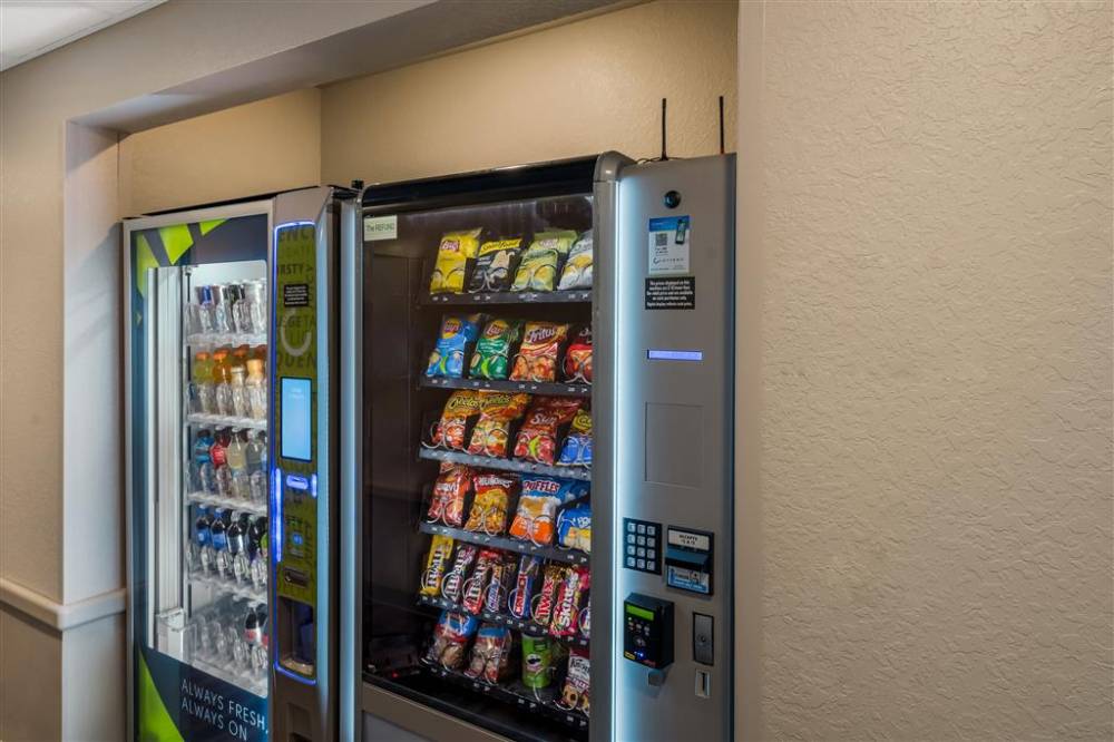 Woodspring Suites West Palm Beach 5