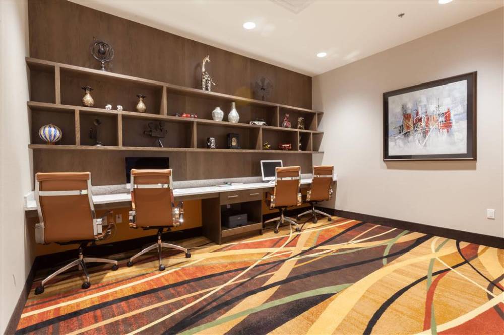 Wyndham Garden Edmonton Airport 6