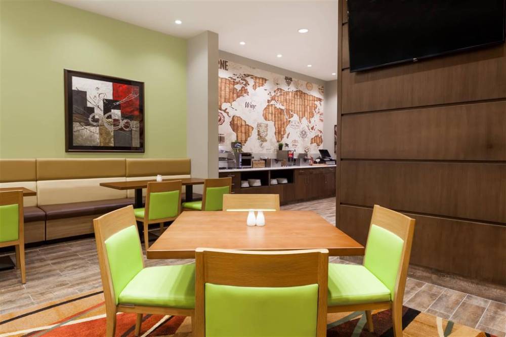 Wyndham Garden Edmonton Airport 5
