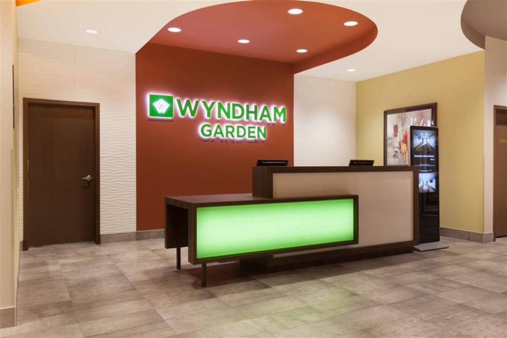 Wyndham Garden Edmonton Airport 4
