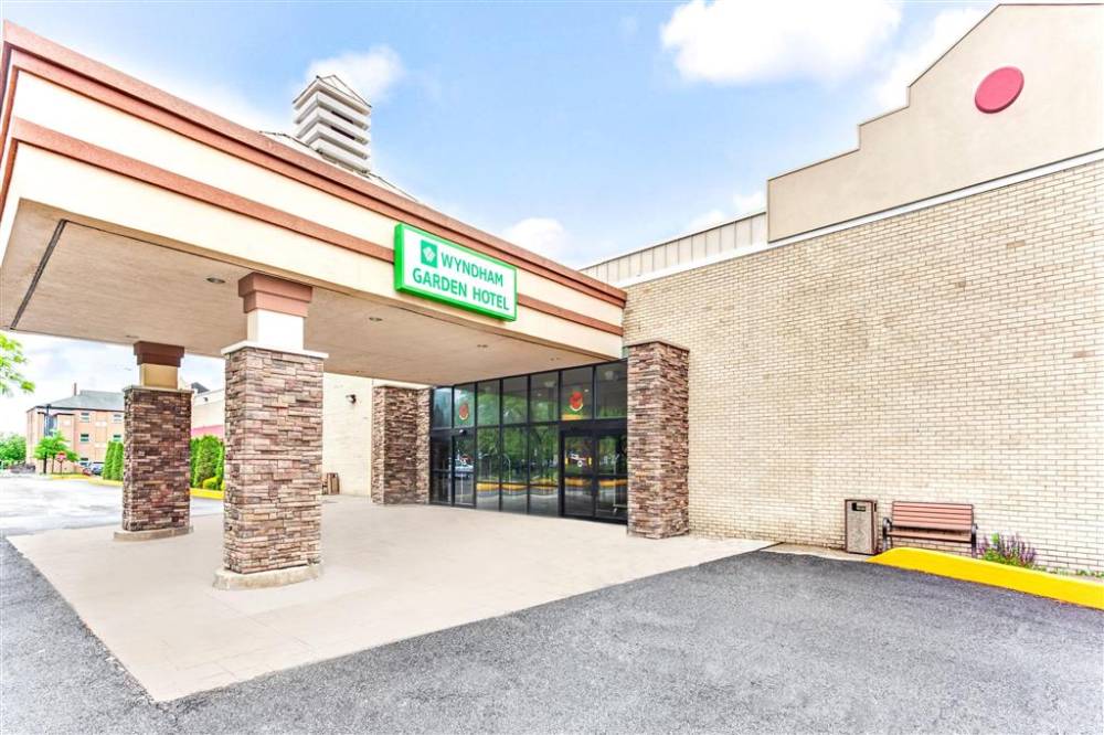 Welcome to the Wyndham Garden Romulus DTW