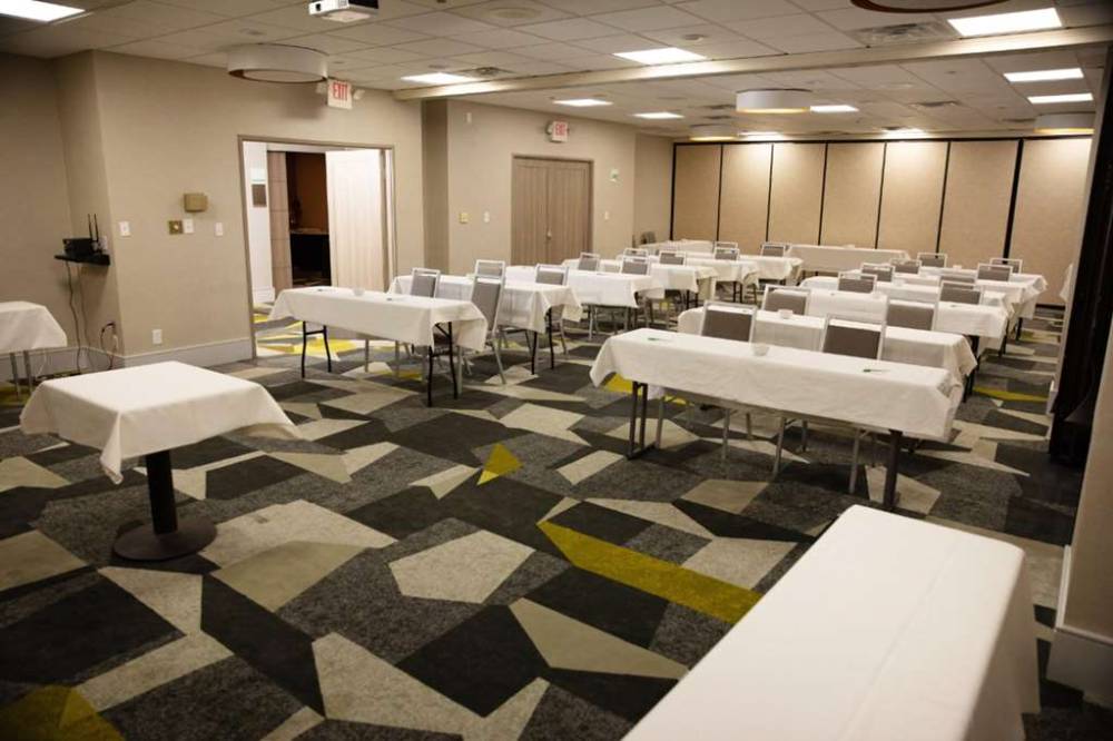 Wyndham Houston Hobby Airport 3